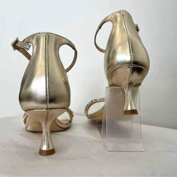 Jewel Badgely Mischka Angel Gold Metallic Jeweled Sandals Size 6.5 New in box - Picture 7 of 10